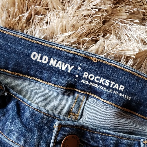 OLD NAVY 8 Rockstar, long, mid rise distress denim - Picture 2 of 4